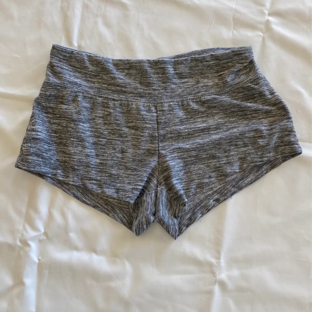 Women’s booty shorts XS